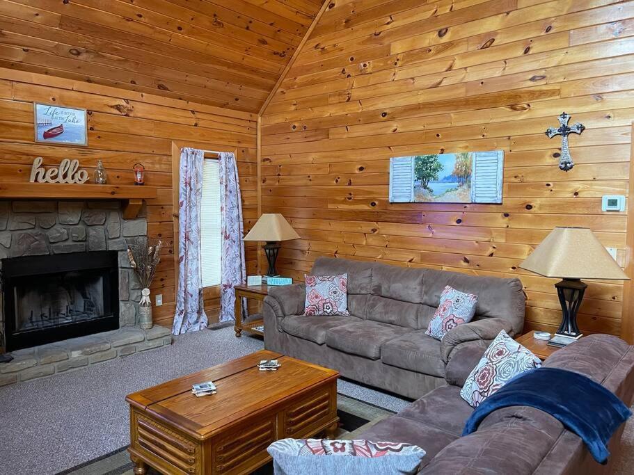 Peace By The Lake Sevierville Exterior photo